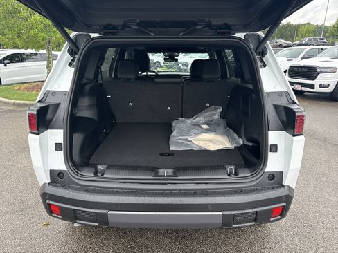 New 2026 Jeep Cherokee Overland AWD/4WD image 20