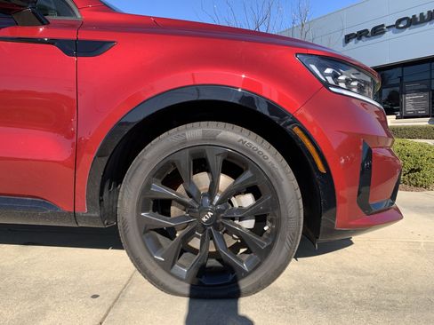 Used 2021 Kia Sorento SX image 13