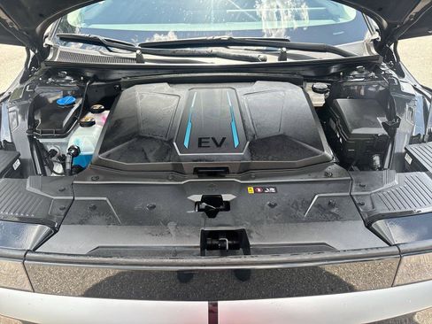 Used 2024 Hyundai Ioniq 5 SE RWD image 28