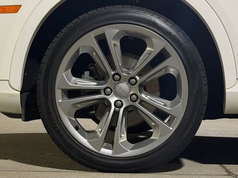 Used 2015 Audi Q3 2.0T Premium Plus w/ Sport Package image 11