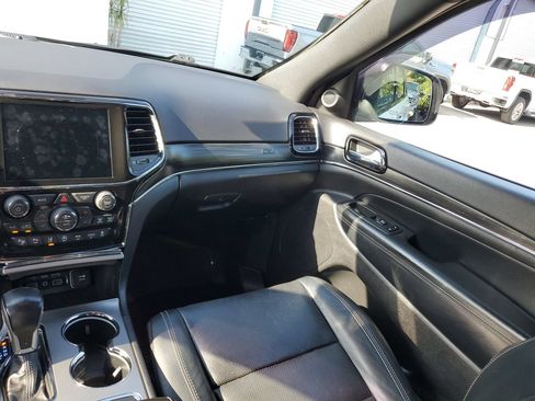 Used 2021 Jeep Grand Cherokee Limited w/ Quick Order Package 28K 80th AWD/4WD image 15