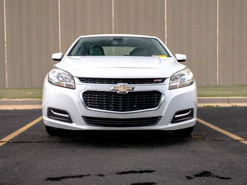 Certified 2015 Chevrolet Malibu LT w/ Power Convenience Package FWD image 3