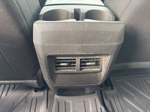 Used 2023 Chevrolet Colorado Trail Boss w/ Technology Package image 20