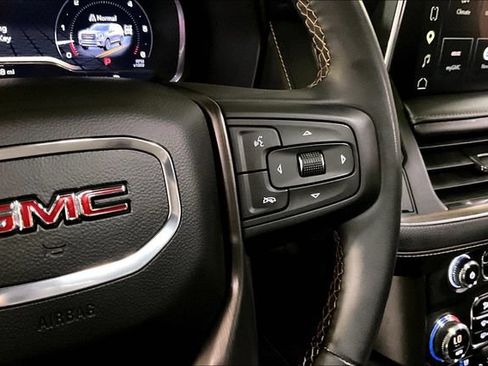 Used 2023 GMC Yukon XL AT4 w/ AT4 Premium Plus Package AWD/4WD image 22
