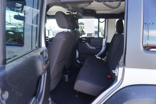 Used 2015 Jeep Wrangler Unlimited Sport w/ Quick Order Package 24S AWD/4WD image 18