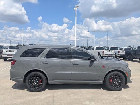 Used 2026 Dodge Durango SRT Hellcat w/ Premium Group AWD/4WD image 4