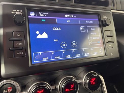 Used 2025 Toyota GR86 Premium image 6