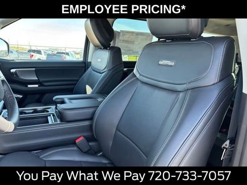 New 2026 Ford Expedition Platinum w/ Driver's Package AWD/4WD image 11