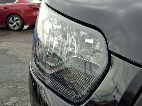 Used 2018 Ford Transit 150 XL RWD image 8