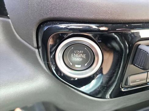 Certified 2025 Chevrolet Silverado 1500 ZR2 w/ Technology Package image 18