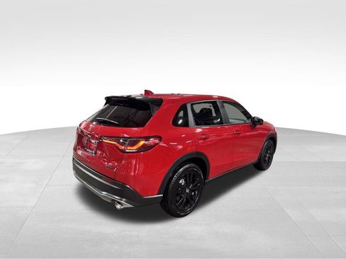 Certified 2026 Honda HR-V Sport image 5