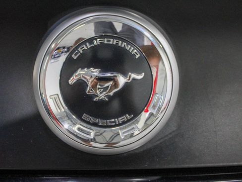 Used 2012 Ford Mustang GT Premium image 32