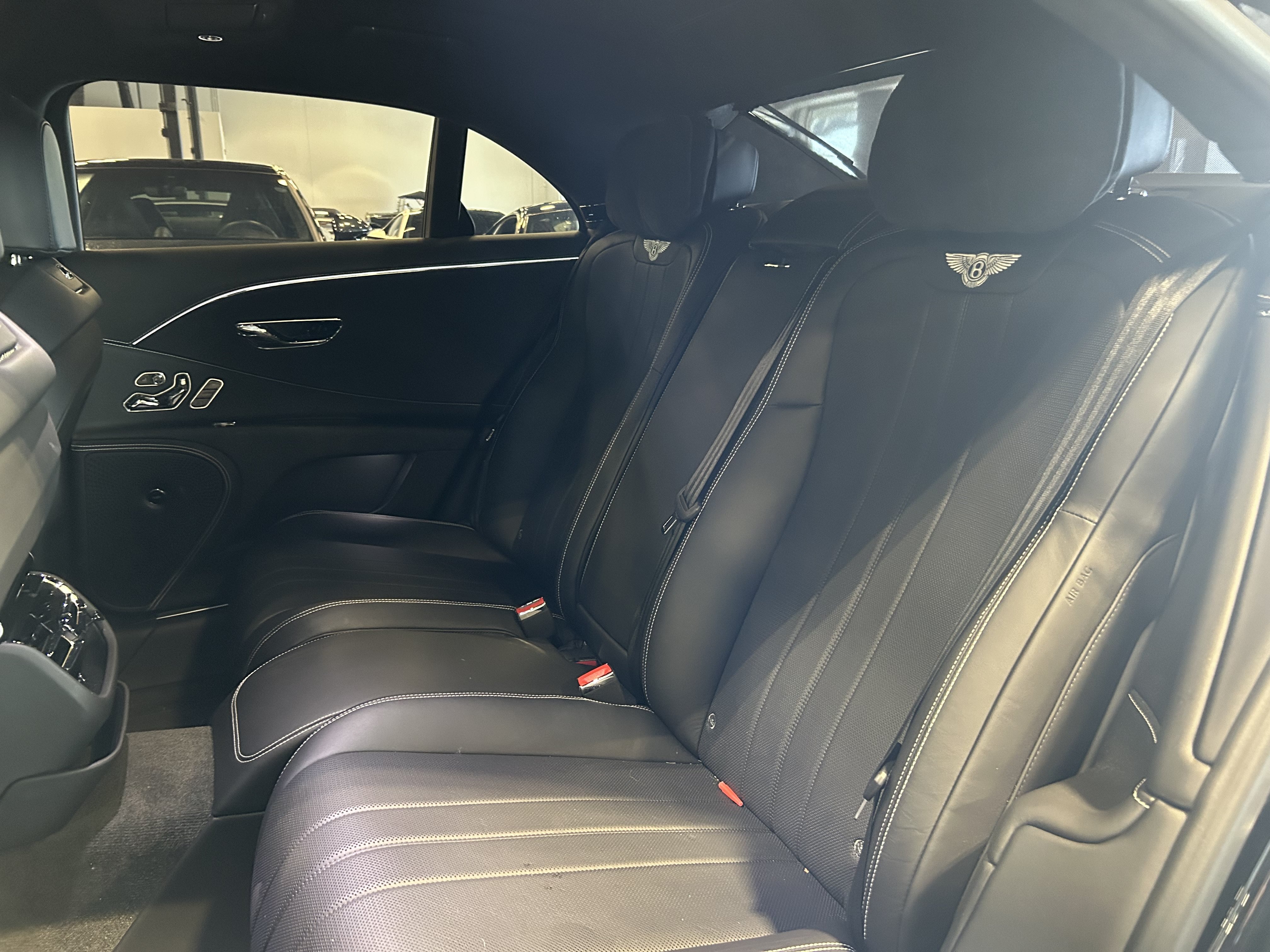 Used 2021 Bentley Flying Spur V8 AWD/4WD image 15