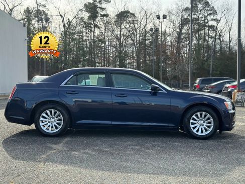 Used 2014 Chrysler 300 image 5