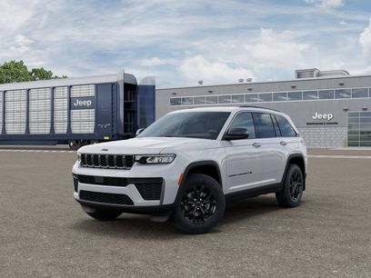 New 2026 Jeep Grand Cherokee Altitude