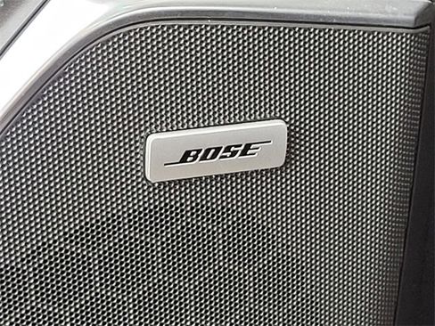 Used 2016 Cadillac Escalade Platinum image 27