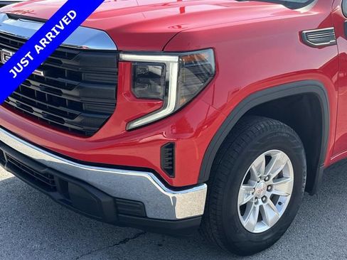 Used 2023 GMC Sierra 1500 Pro w/ Pro Value Package RWD image 9