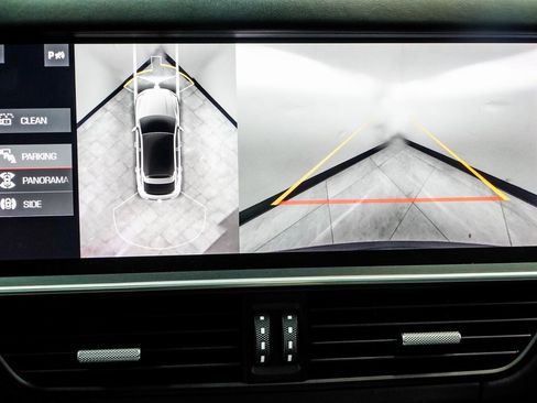 Used 2021 Porsche Cayenne Turbo image 31