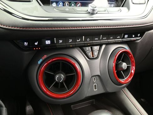 Used 2020 Chevrolet Blazer RS FWD image 34