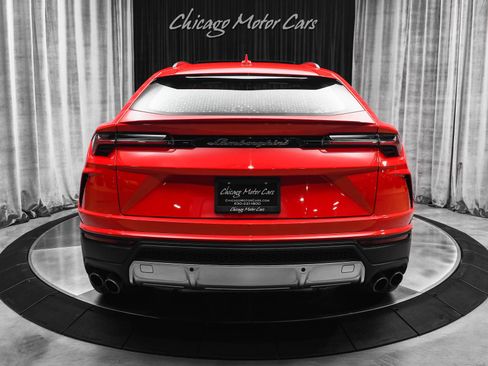 Used 2019 Lamborghini Urus image 4