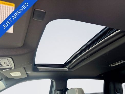 New 2026 Chevrolet Silverado 1500 High Country AWD/4WD image 22