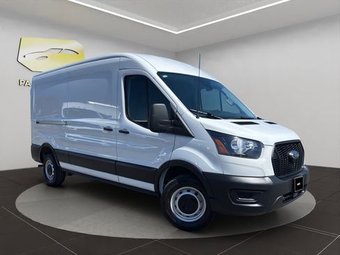 Used 2025 Ford Transit 250 148 Medium Roof image 1