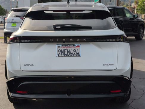 Certified 2024 Nissan Ariya FWD image 10