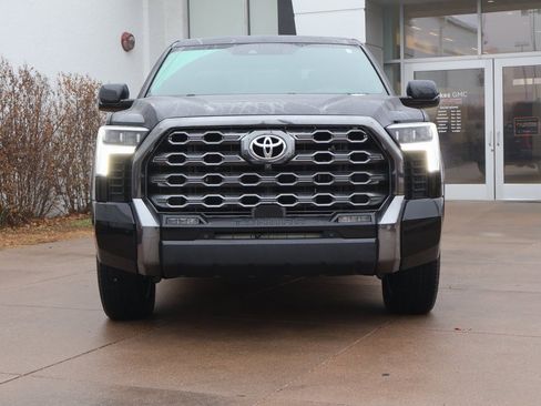Used 2022 Toyota Tundra Platinum image 2