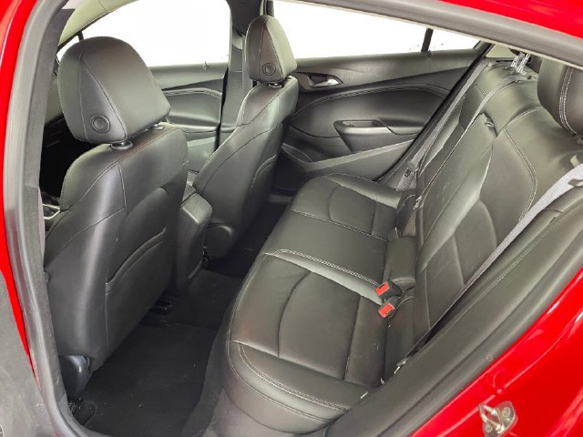 Used 2016 Chevrolet Cruze Premier FWD image 12