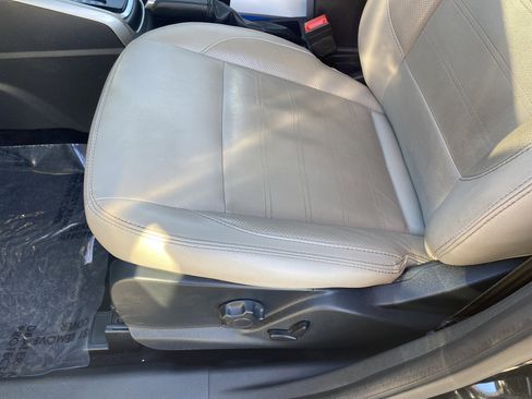 Used 2019 Ford EcoSport Titanium image 15