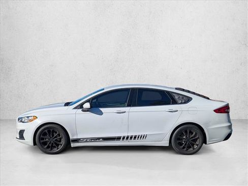 Certified 2020 Ford Fusion SE image 8