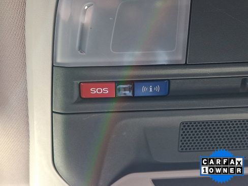 Used 2019 Subaru Crosstrek 2.0i Premium image 32