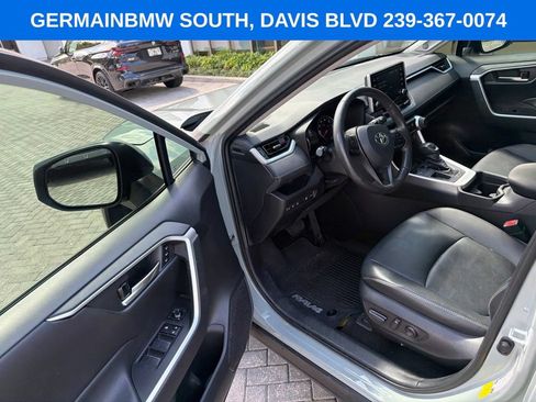 Used 2021 Toyota RAV4 XLE Premium FWD image 11