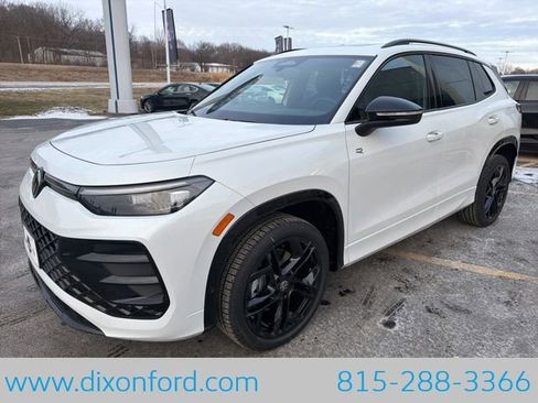 New 2026 Volkswagen Tiguan SE R-Line AWD/4WD image 3