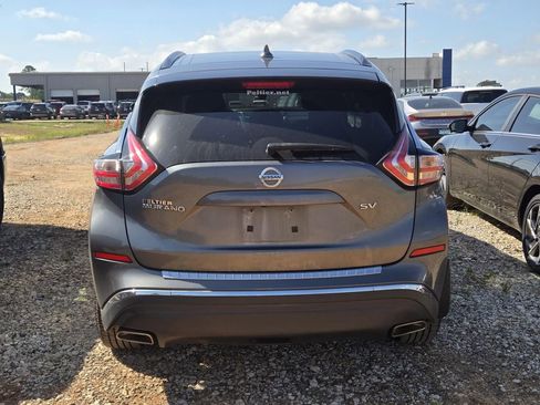 Used 2018 Nissan Murano SV w/ Premium Package image 5