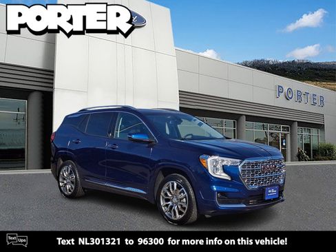 Used 2022 GMC Terrain Denali image 1