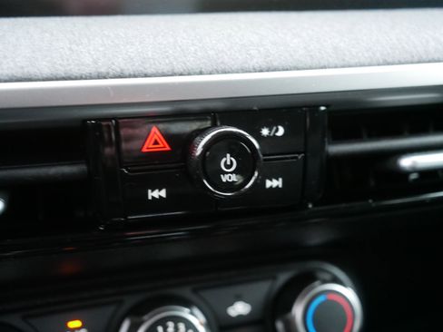 Certified 2025 Nissan Kicks SV w/ Illumination Package image 35