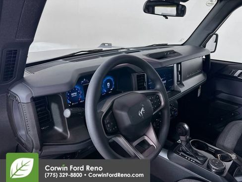 New 2025 Ford Bronco 4-Door image 9