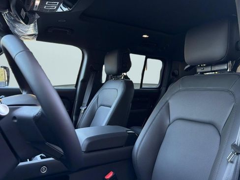 New 2026 Land Rover Defender 130 X-Dynamic SE AWD/4WD image 26