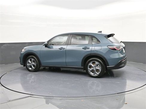 Certified 2026 Honda HR-V LX image 5