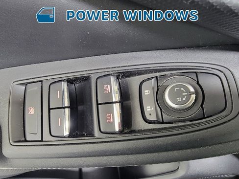 Used 2023 Subaru Forester Limited image 31