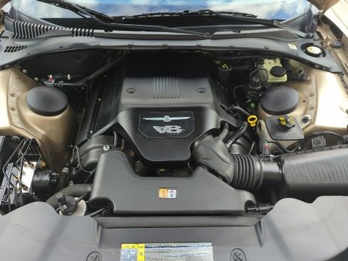 Used 2005 Ford Thunderbird image 11