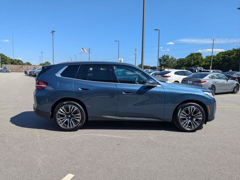 New 2026 BMW X3 xDrive30 w/ Premium Package image 2