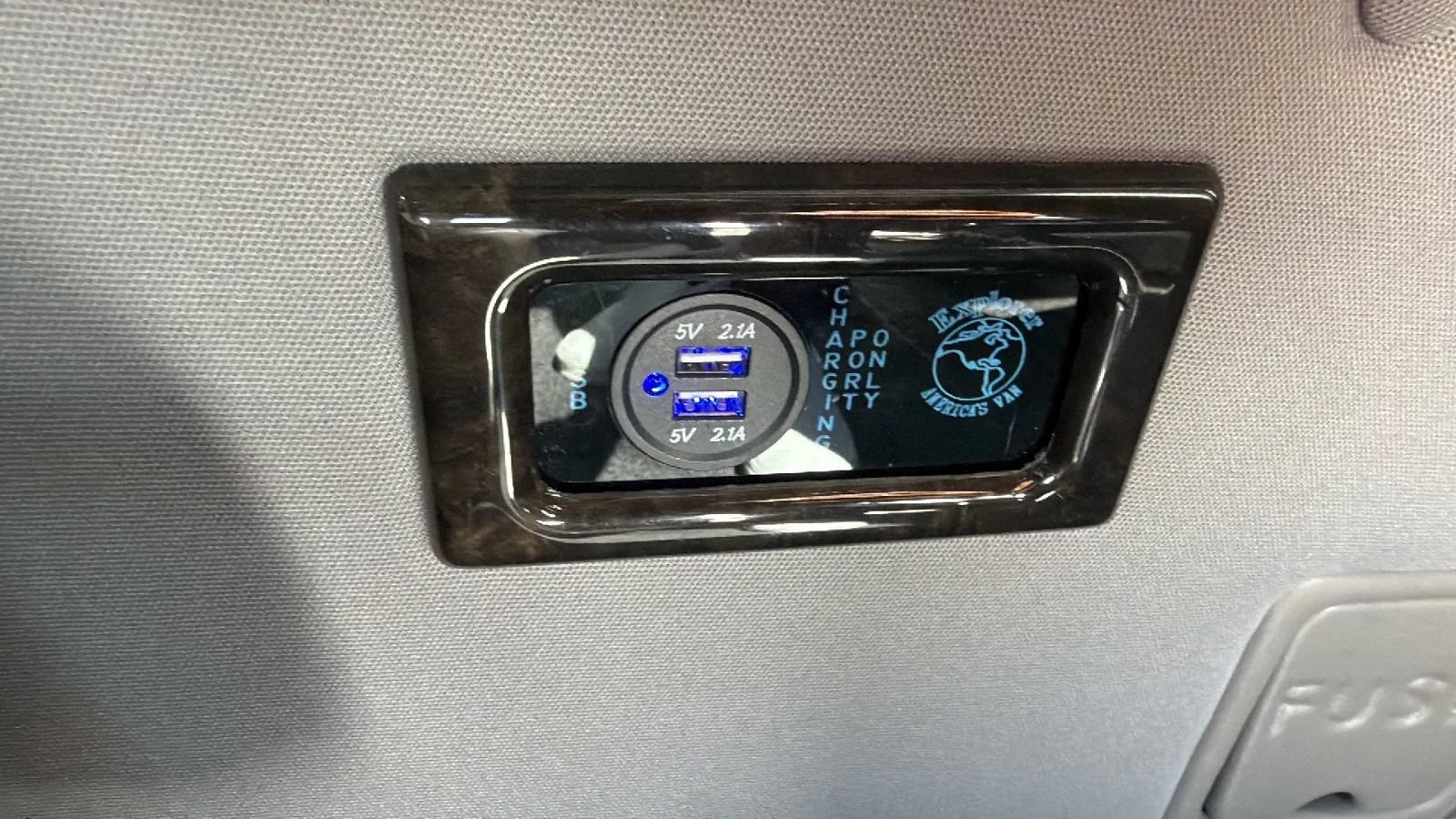 Used 2019 GMC Savana 2500 w/ Enhanced Convenience Package RWD image 92