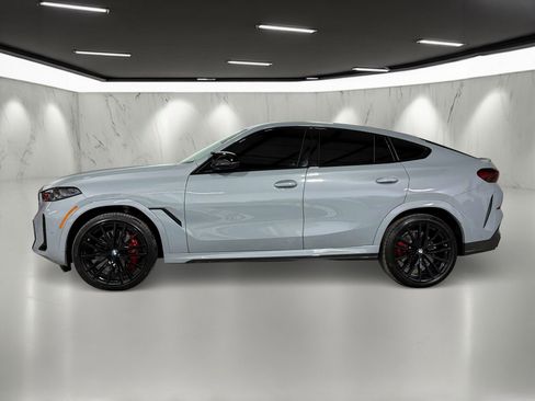 Used 2025 BMW X6 M60i image 2