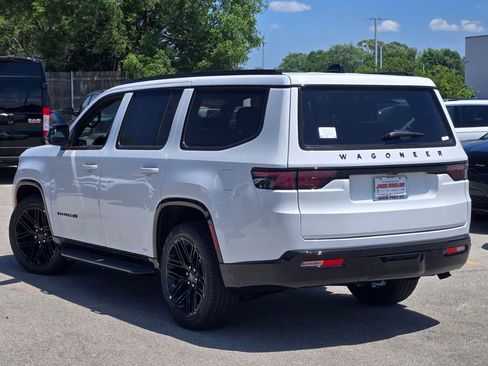 New 2025 Jeep Wagoneer Series II w/ Convenience Group I image 15