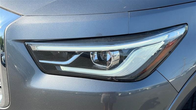 Used 2019 INFINITI QX80 Luxe AWD/4WD image 12