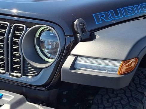 Certified 2025 Jeep Wrangler Unlimited Rubicon 4xe w/ Safety Group AWD/4WD image 12