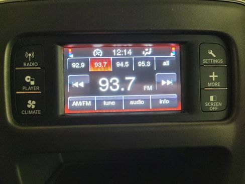 Used 2020 Dodge Journey SE FWD image 25