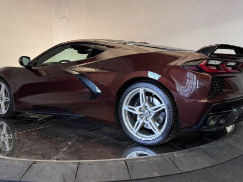 Used 2023 Chevrolet Corvette Stingray Premium Cpe w/ Z51 Performance Package image 2